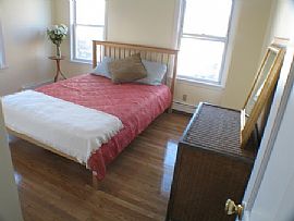 Renovated 3 BR, 1 BA Apartment With Modern Appliances in Inman Square, MA (Photo 6 of 12)