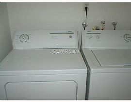 CLEAN 3 BR, 2 BA Condo, Spacious, Upgrades, Pool, Storage in Las Vegas, NV (Photo 10 of 10)