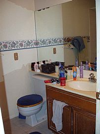 CLEAN 3 BR, 2 BA Condo, Spacious, Upgrades, Pool, Storage in Las Vegas, NV (Photo 7 of 10)