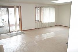 Very Clean 3 BR, 1.5 BA Brick Ranch House With Lots Of Storage in Royal Oak, MI (Photo 4 of 7)