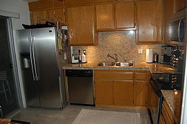 Secluded 2 BR, 1.5 BA With Upgraded Granite Kitchen in San Diego, CA