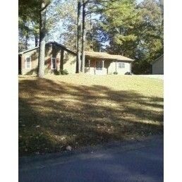 Upgraded 3 BR, 2 BA House With New Paint Near EW Connector  in Powder Springs, GA (Photo 1 of 6)