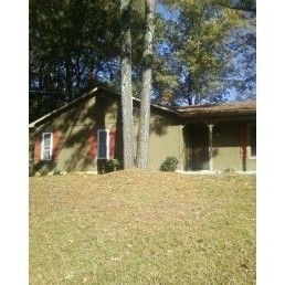 Upgraded 3 BR, 2 BA House With New Paint Near EW Connector  in Powder Springs, GA