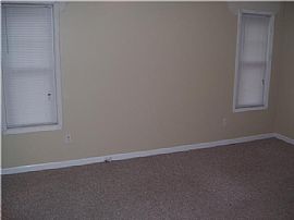 Upgraded 3 BR, 2 BA House With New Paint Near EW Connector  in Powder Springs, GA (Photo 6 of 6)