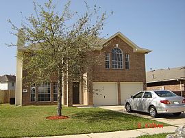 Beautiful 3 BR, 2.5 BA Home Near Great Schools in Fresno, TX