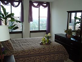 22 Story High Rise Apartment, Excellent Views in Chicago, IL