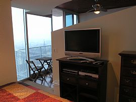 Executive Midtown 1 BR, 1 BA Condo, Furnished  in Atlanta, GA (Photo 5 of 12)