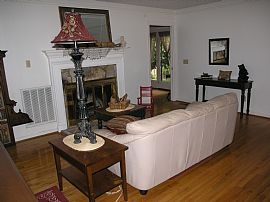 Fantastic 3 BR, 3 BA Home On The Cartcay River  in Ellijay, GA (Photo 11 of 12)