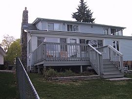 Lakefront 4 BR, 3.5 BA House With Fresh Paint Inside And Out in Waterford, MI (Photo 4 of 6)