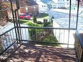 6007 Dartworh Dr. Up in Parma, OH (Photo 4 of 6)