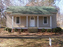 Great 3 BR, 2 BA Home With a Large Yard! in Kannapolis, NC