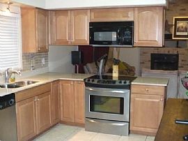 Completely Renovated 3 BR, 2 BA, Pool Home - Close to UCF in Winter Park, FL (Photo 5 of 12)