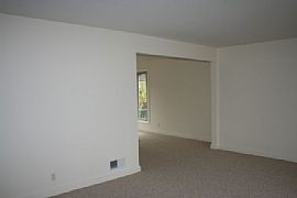 Spacious 3 Br, 1 Ba House - Close to Train and Shops in Metuchen, NJ (Photo 3 of 7)