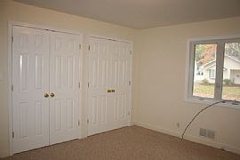 Spacious 3 Br, 1 Ba House - Close to Train and Shops in Metuchen, NJ (Photo 7 of 7)