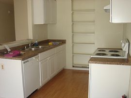 Whelan Ranch 3 Br, 2 Ba Condo with 2 Car Garage in Oceanside, CA (Photo 7 of 9)