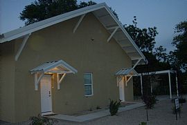 Newly Renovated 2 Bedroom Townhome with Spacious Kitchen in Artesia, NM (Photo 3 of 8)