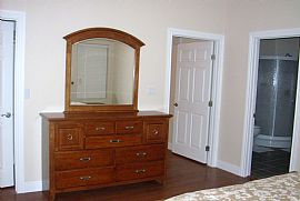 Newly Renovated 2 Bedroom Townhome with Spacious Kitchen in Artesia, NM (Photo 8 of 8)