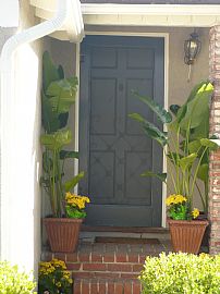 Spacious, Beautiful 3 BR, 3 BA Home with Lots of Natural Light! in North Hollywood, CA