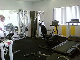 Classy 2 BR, 1 BA Apartment In A Good Neighbor Community in Pueblo, CO (Photo 2 of 12)