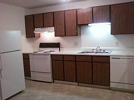 Classy 2 BR, 1 BA Apartment In A Good Neighbor Community in Pueblo, CO (Photo 8 of 12)