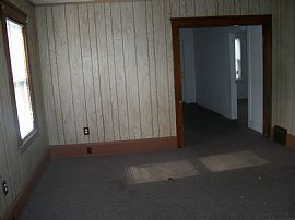 Cozy 3 BR, 1 BA House with Balcony in Cleveland, OH