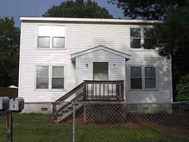 Spacious and Peaceful 2 BR, 1.5 BA Apartment Near Little Creek in Norfolk, VA