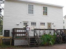 Spacious and Peaceful 2 BR, 1.5 BA Apartment Near Little Creek in Norfolk, VA (Photo 4 of 4)