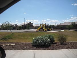 Beautiful 3 BR, 2 BA Bungalow with Fully Equipped Kitchen in Buckeye, AZ (Photo 10 of 12)