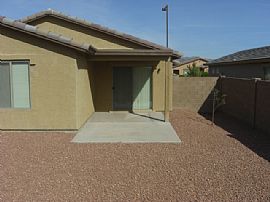 Beautiful 3 BR, 2 BA Bungalow with Fully Equipped Kitchen in Buckeye, AZ (Photo 11 of 12)