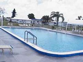 Lovely 2 Br, 2 Ba House on Canal with 1 Car Garage in Tamarac, FL (Photo 4 of 4)