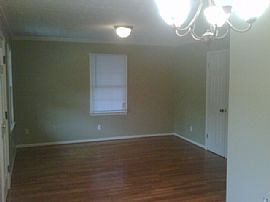 NEWLY UPDATED 3 BR, 1 BA BUNGALOW COTTAGE IN ORMEWOOD PARK in Atlanta, GA (Photo 2 of 6)
