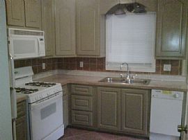 NEWLY UPDATED 3 BR, 1 BA BUNGALOW COTTAGE IN ORMEWOOD PARK in Atlanta, GA (Photo 3 of 6)