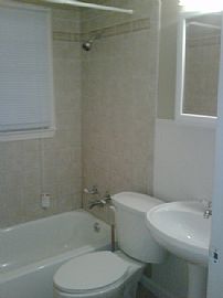 NEWLY UPDATED 3 BR, 1 BA BUNGALOW COTTAGE IN ORMEWOOD PARK in Atlanta, GA (Photo 6 of 6)