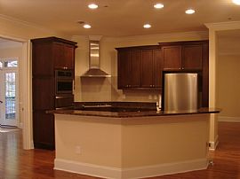 Luxury 3 BR, 3.5 BA Condo - Available Immediately in Vinings, GA (Photo 3 of 12)