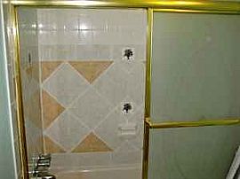 Newly Renovated 3 BR, 2.5 BA End Unit Townhouse  in Montgomery Village, MD (Photo 3 of 5)