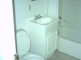 Newly Painted 2 BR, 1 BA Apartment at Broadway and Extension in Mesa, AZ (Photo 5 of 5)