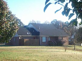 Excellent 5 BR, 3 BA in Country Haven Sub-Division in Munford, TN (Photo 3 of 9)