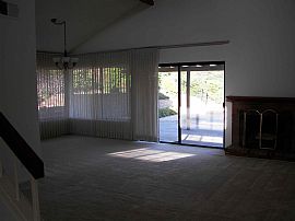 Beautiful 3 BR, 2 BA House in Northern La Verne  in La Verne, CA (Photo 3 of 9)