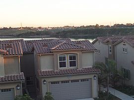Beautiful 3 to 4 Bedroom Townhome with Lagoon and Ocean Views in Carlsbad, CA (Photo 2 of 7)