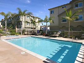 Beautiful 3 to 4 Bedroom Townhome with Lagoon and Ocean Views in Carlsbad, CA (Photo 7 of 7)