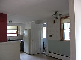 Spacious 3 Bedroom Single Family Ranch Home in Wilmington, MA (Photo 3 of 3)