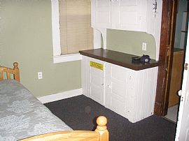 Charming 4 Bedroom - 5 Person House at IM Building in Ann Arbor, MI (Photo 3 of 8)