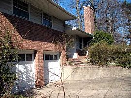 Newly Renovated House in Colonial Douglas Manor in Douglaston, NY