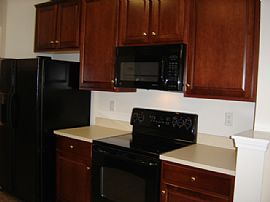 Lovely 3 BR, 2.5 BA Townhome in Moss Creek in Concord, NC (Photo 3 of 8)