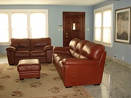 Cozy 4 BR, 2 BA Home - Beautiful Marble and Granite Throughout in Forest Hills, NY (Photo 3 of 8)