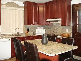 Cozy 4 BR, 2 BA Home - Beautiful Marble and Granite Throughout in Forest Hills, NY (Photo 5 of 8)