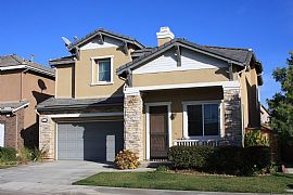 Beautiful 4 Bedroom Home in Gated Community in Pomona, CA