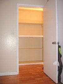 BEAUTIFUL, Newly Renovated 2 Bedroom Townhome in Oakland, CA (Photo 3 of 6)