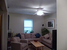 Great 1 Bedroom Commuter Apartment with a Galley Kitchen in Wollaston, MA