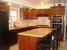 Wonderful 4 Bedroom DTC Home with New Kitchen in Centennial, CO (Photo 2 of 9)